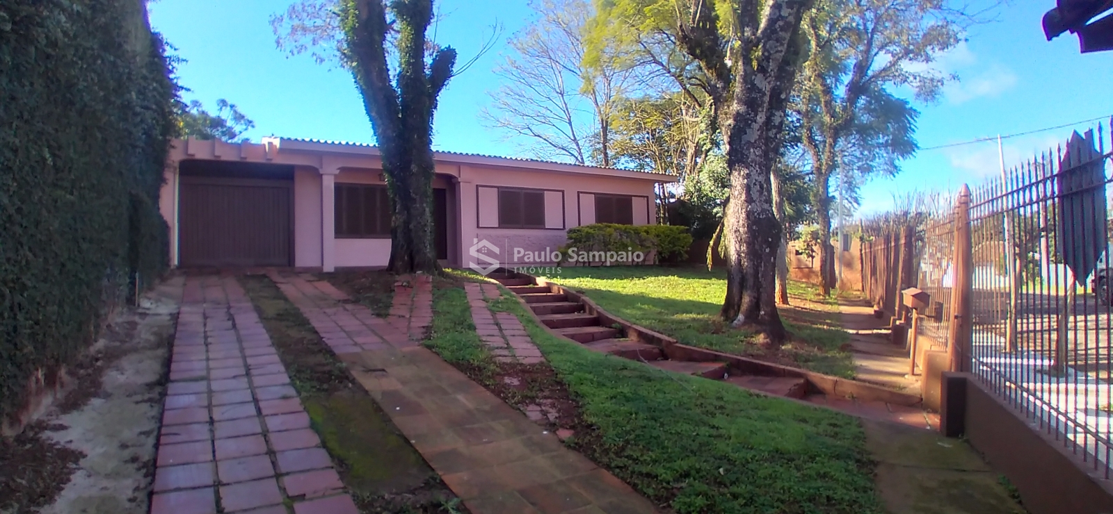 Casa 4 dormitórios Garibaldi Cruz Alta - RS