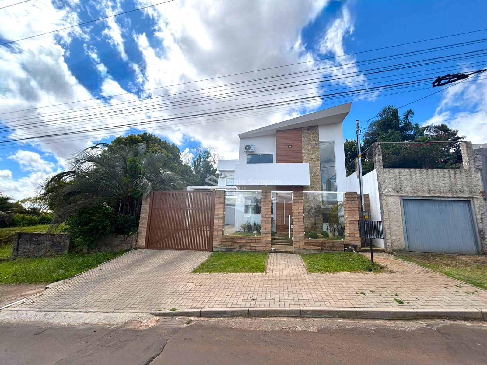 Casa 3 dormitórios Centro Cruz Alta - RS