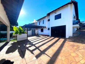 Casa 4 dormitórios Garibaldi Cruz Alta - RS