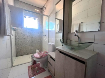 Casa 4 dormitórios Garibaldi Cruz Alta - RS