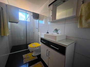 Casa 4 dormitórios Garibaldi Cruz Alta - RS
