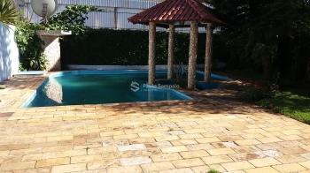 Comercial 5 dormitórios Centro Cruz Alta - RS