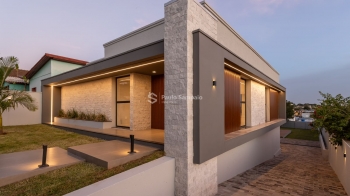 Casa 3 dormitórios Centro Cruz Alta - RS