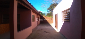 Casa 4 dormitórios Garibaldi Cruz Alta - RS