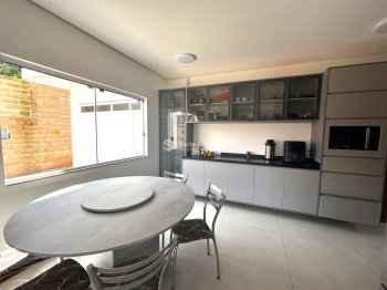 Casa 3 dormitórios Centro Cruz Alta - RS