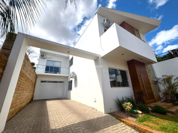 Casa 3 dormitórios Centro Cruz Alta - RS